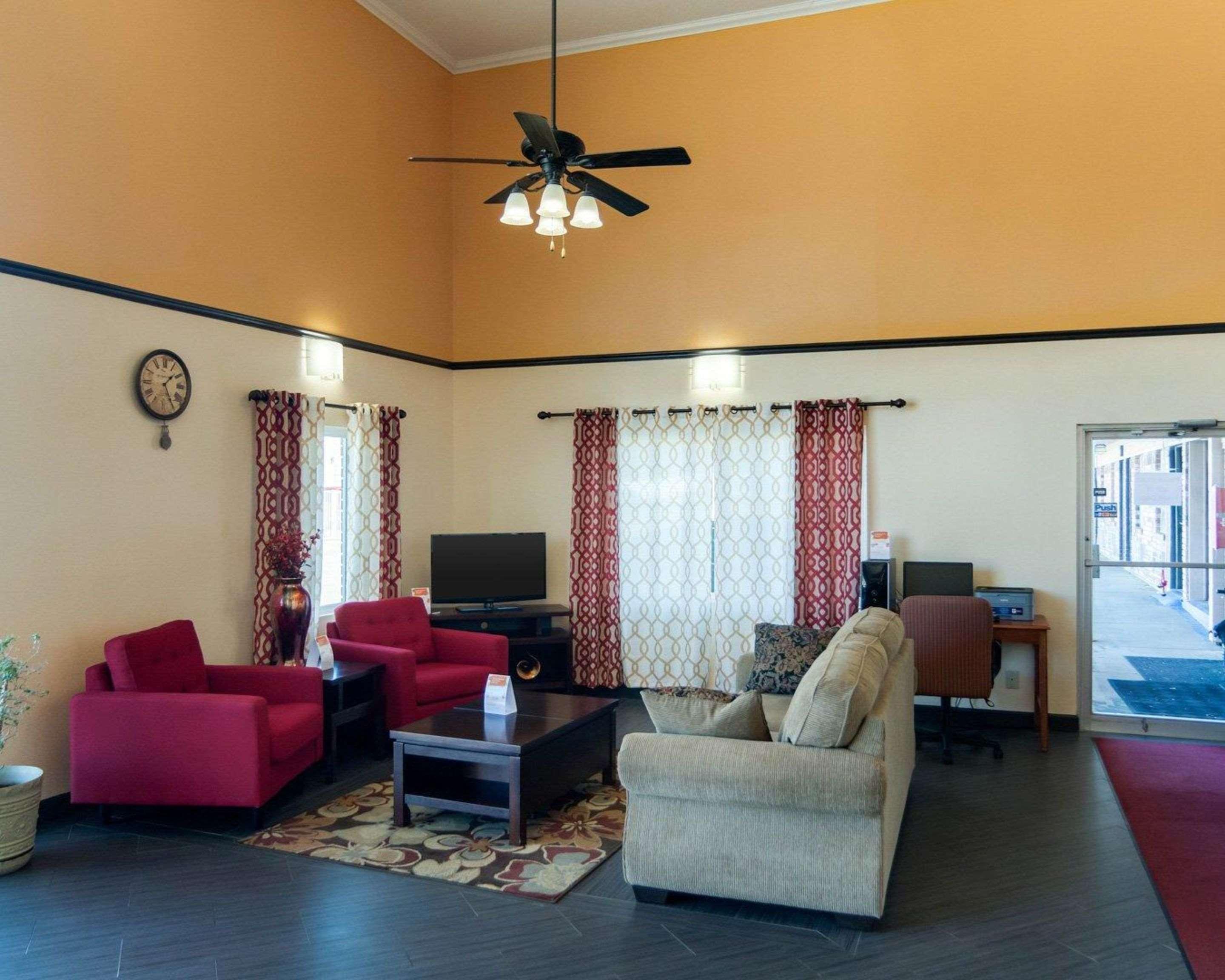 Homestay Inn & Suites Russellville Buitenkant foto