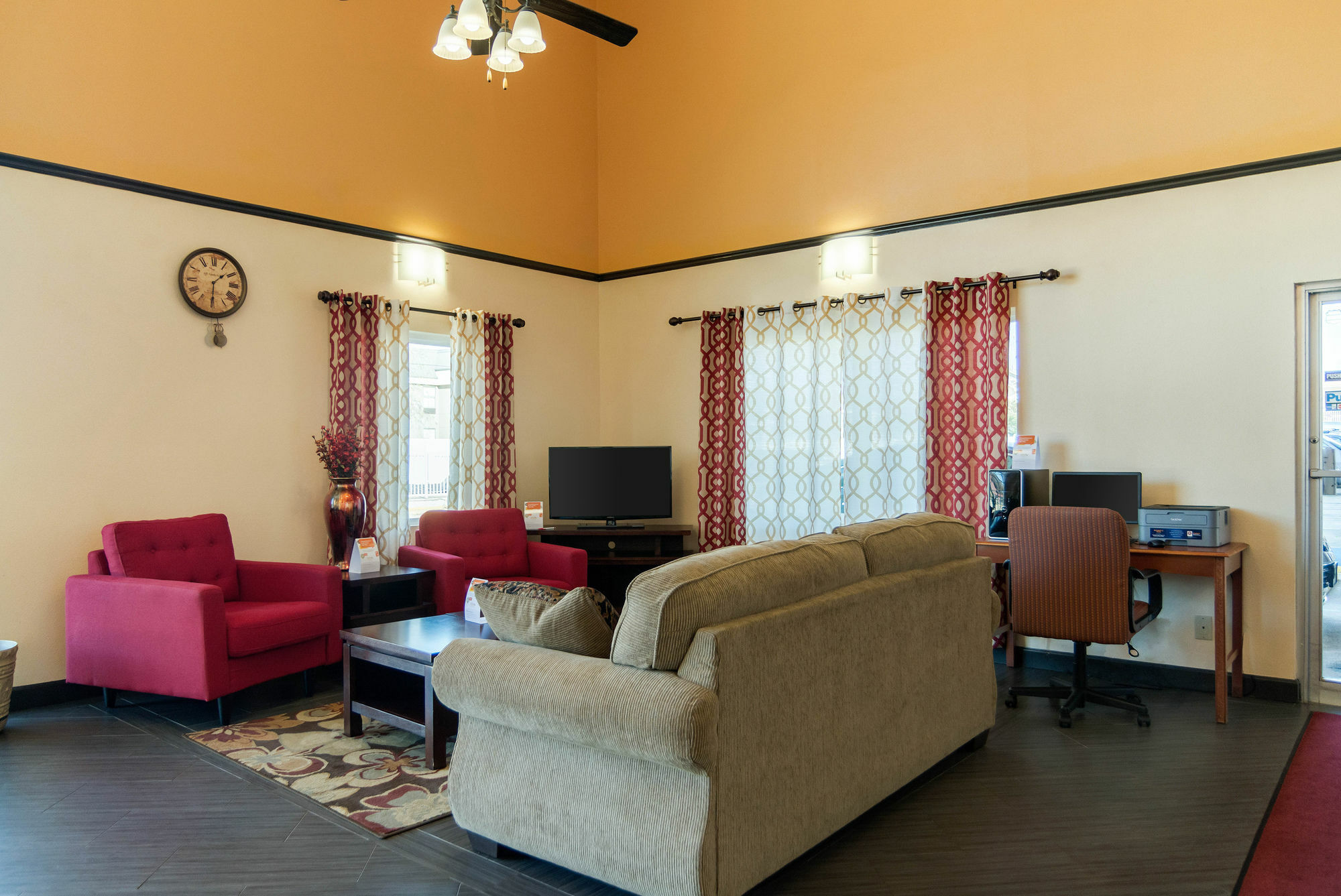 Homestay Inn & Suites Russellville Buitenkant foto